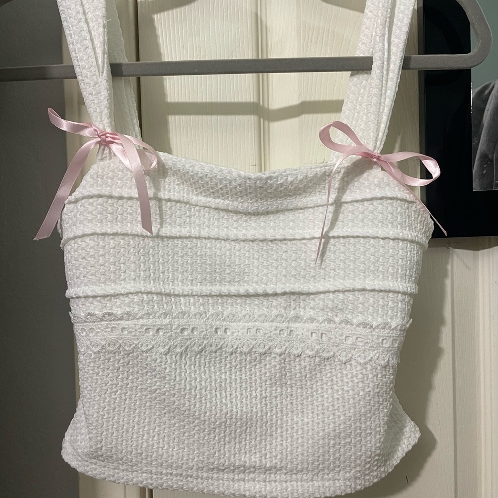 SHEIN White Textured Tank Top with Pink Accents